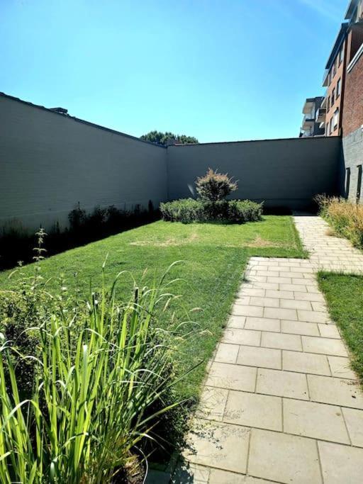 The Banker Antwerpen - Free Parking Apartment Bagian luar foto