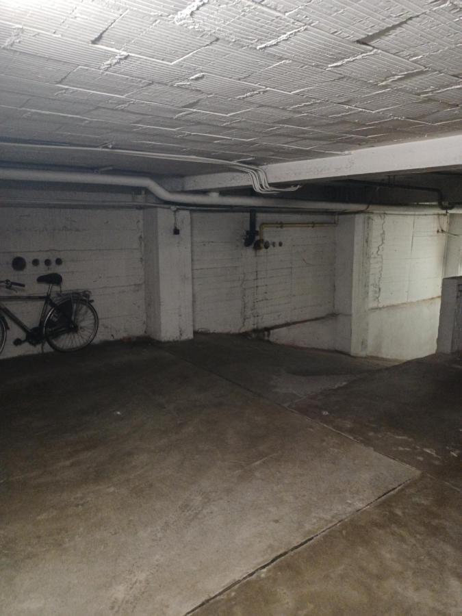 The Banker Antwerpen - Free Parking Apartment Bagian luar foto