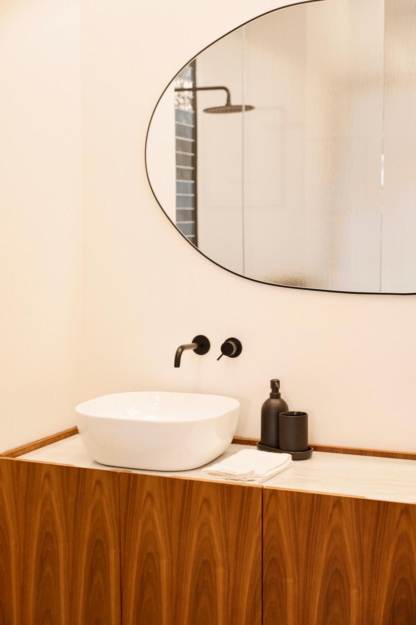 The Banker Antwerpen - Free Parking Apartment Bagian luar foto